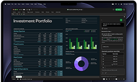 شاشة MacBook Pro تعرض جدول بيانات في Excel مع بيانات محفظة استثمارية، مخطط شريطي بلون أخضر، مخطط حلقي بلون ليلكي، شريط جانبي يعرض Copilot مع الإجماليات ربع السنوية