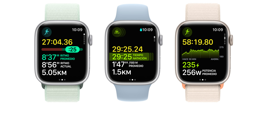 Imagen de tres Apple Watch. Cada uno con métricas y visualizaciones de entrenamientos diferentes.