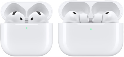 Des AirPods et des AirPods Pro rangés dans leur étui ouvert