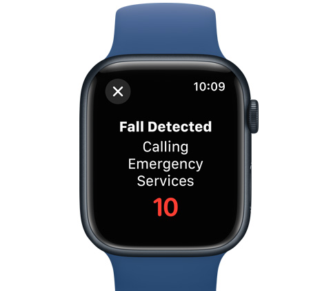 Pohled zepředu na Apple Watch se zprávou, že hodinky za 10 sekund zavolají záchranné služby.