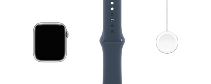 Aliniate la rând: vedere frontală cu hardware-ul Apple Watch Series 9, o curea sport Albastru furtună și un cablu încărcător magnetic rapid la USB-C.