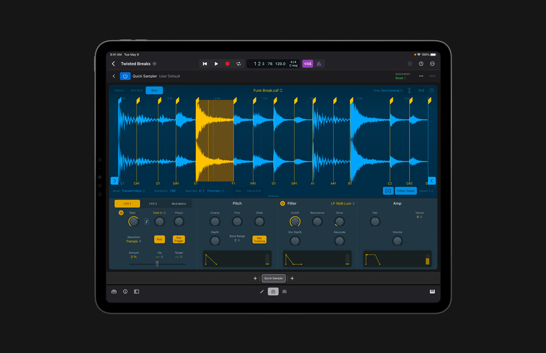iPad Pro 展示 iPad 版 Logic Pro 上正在編輯的音訊 sample。