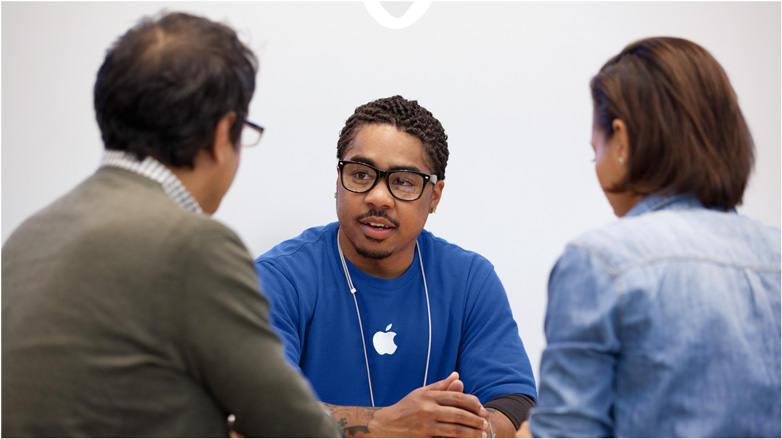 Apple Store Genius Bar