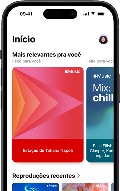 Aba Início do Apple Music na tela do iPhone, carrossel Mais Relevantes para Você com estações e playlists personalizadas de Tatiana Napoli
