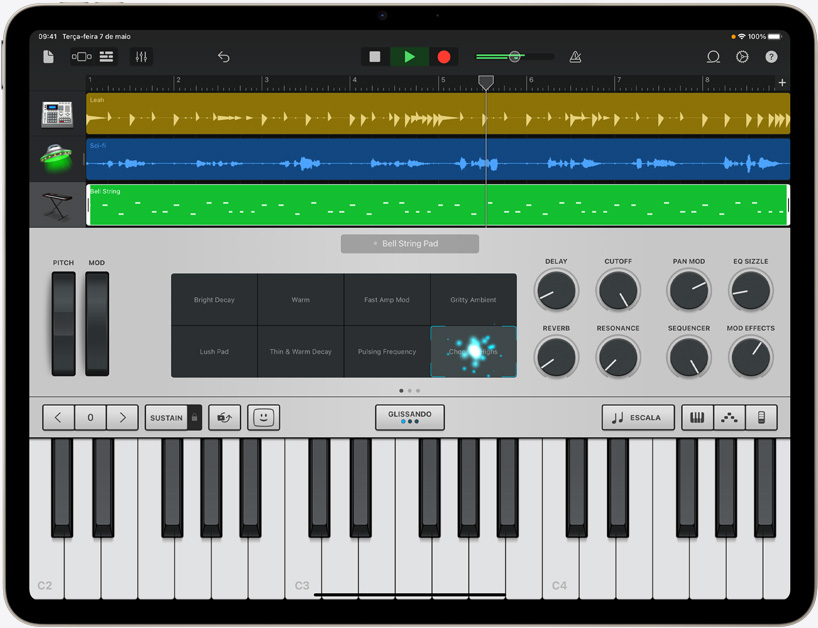 iPad Air mostrando a composição de uma música.