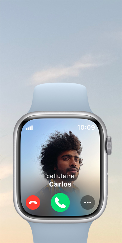 Un appel entrant affiché sur une Apple Watch Series 9.