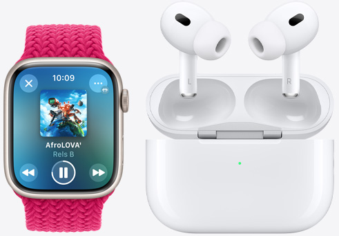 Un Apple Watch Series 9 reproduce una canción junto a unos AirPods Pro.