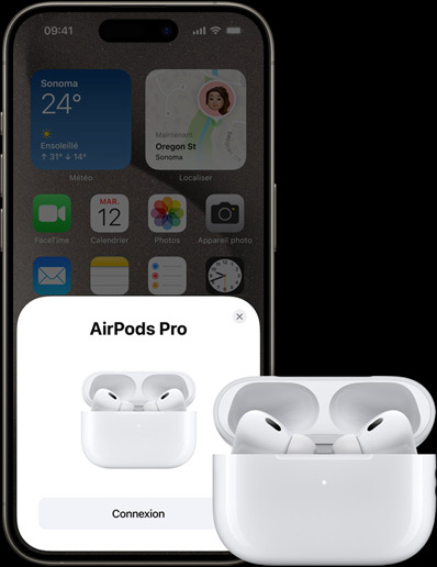 iPhone 15 Pro som spelar musik bredvid AirPods Pro