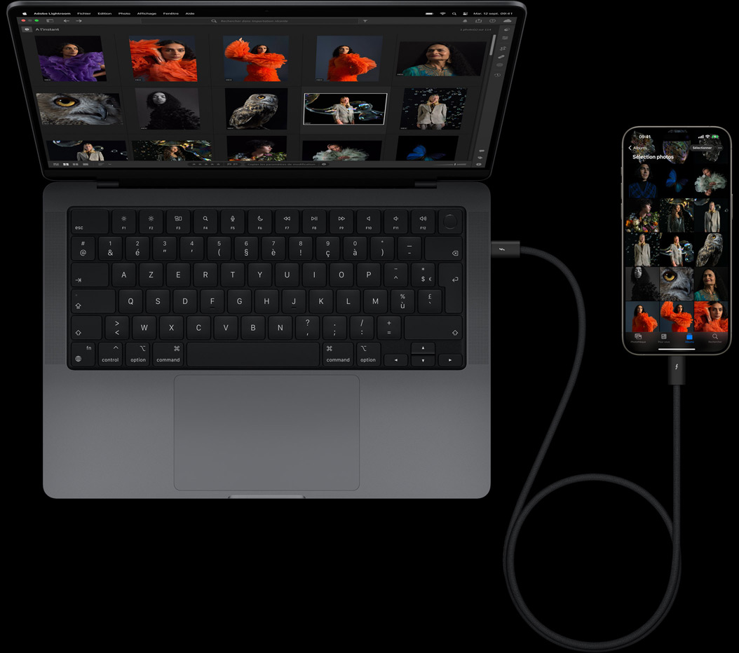iPhone 15 Pro Max ansluten till MacBook Pro 14-tums med USB-C