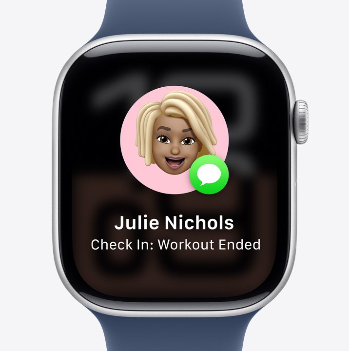 The Check In screen on Apple Watch showing that a friend finished their workout.