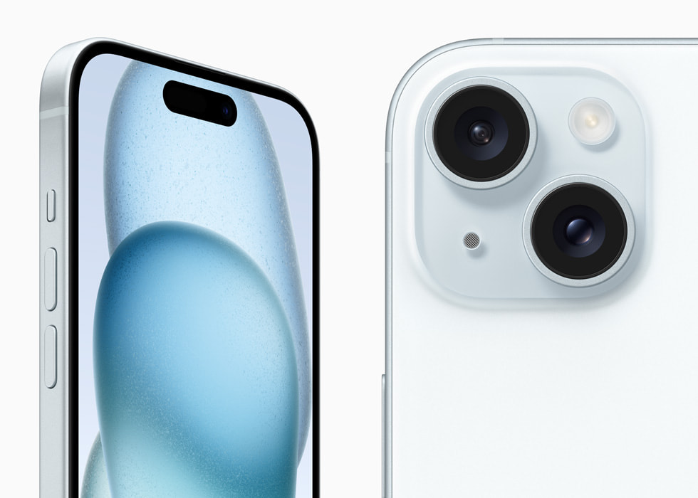 iPhone 15 สีฟ้าที่แสดงจากด้านหน้าและด้านหลัง
