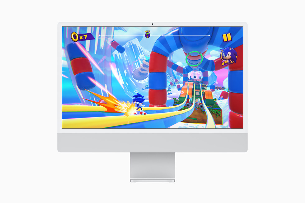 Gra Sonic Dream Team pokazana na iMacu. 