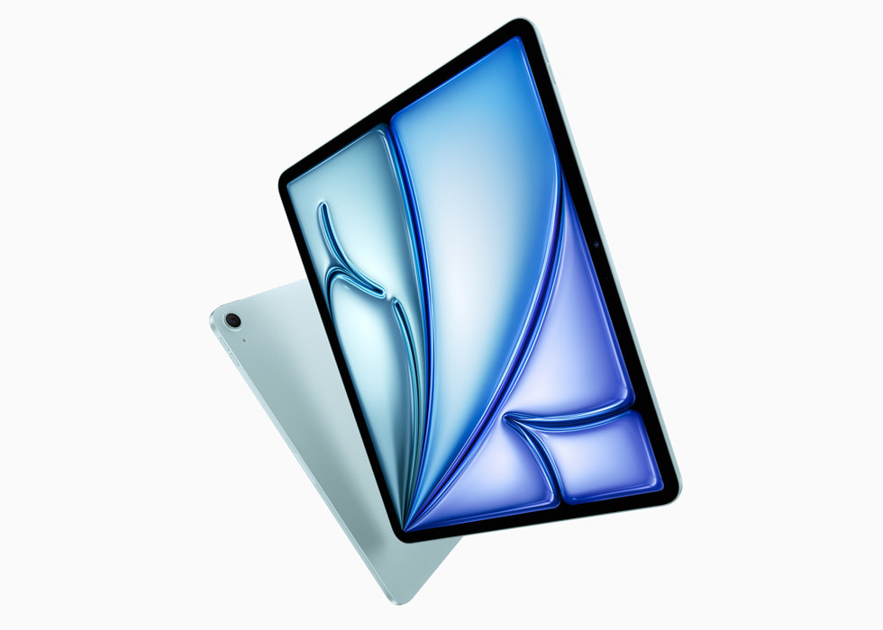 重新設計的 11 吋和全新 13 吋 iPad Air 在白色背景下以不同角度展示。