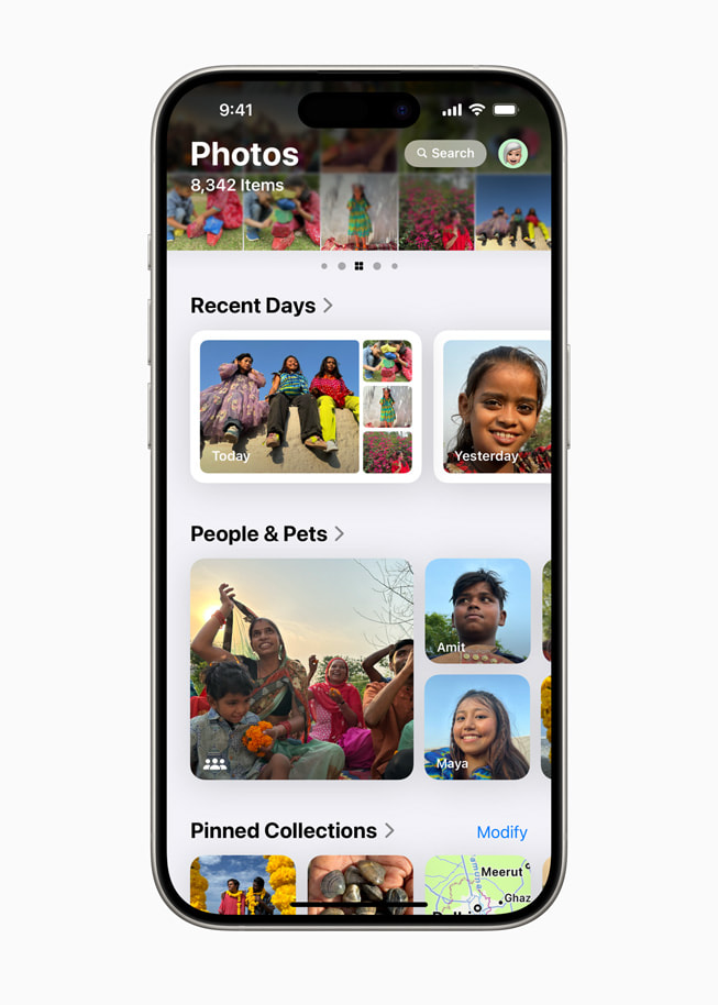 iPhone 15 Pro 展示「照片」app 中名為「近日」和「人物與寵物」的精選集。