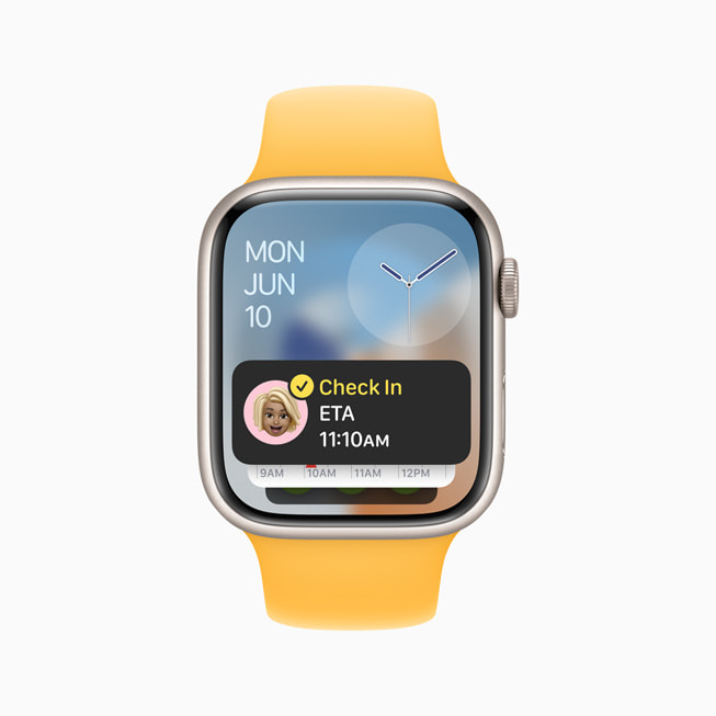 Funkce Check In zobrazená na Apple Watch Series 9