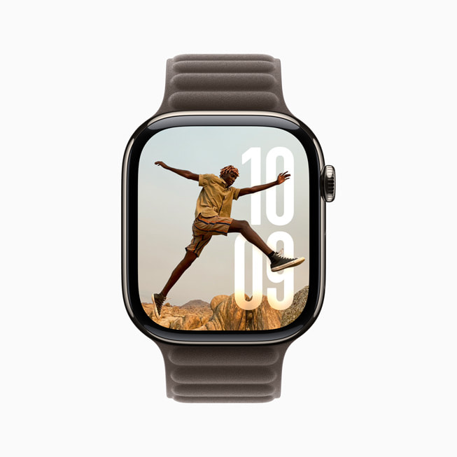 La carátula de Fotos rediseñada se muestra en el Apple Watch Series 10.