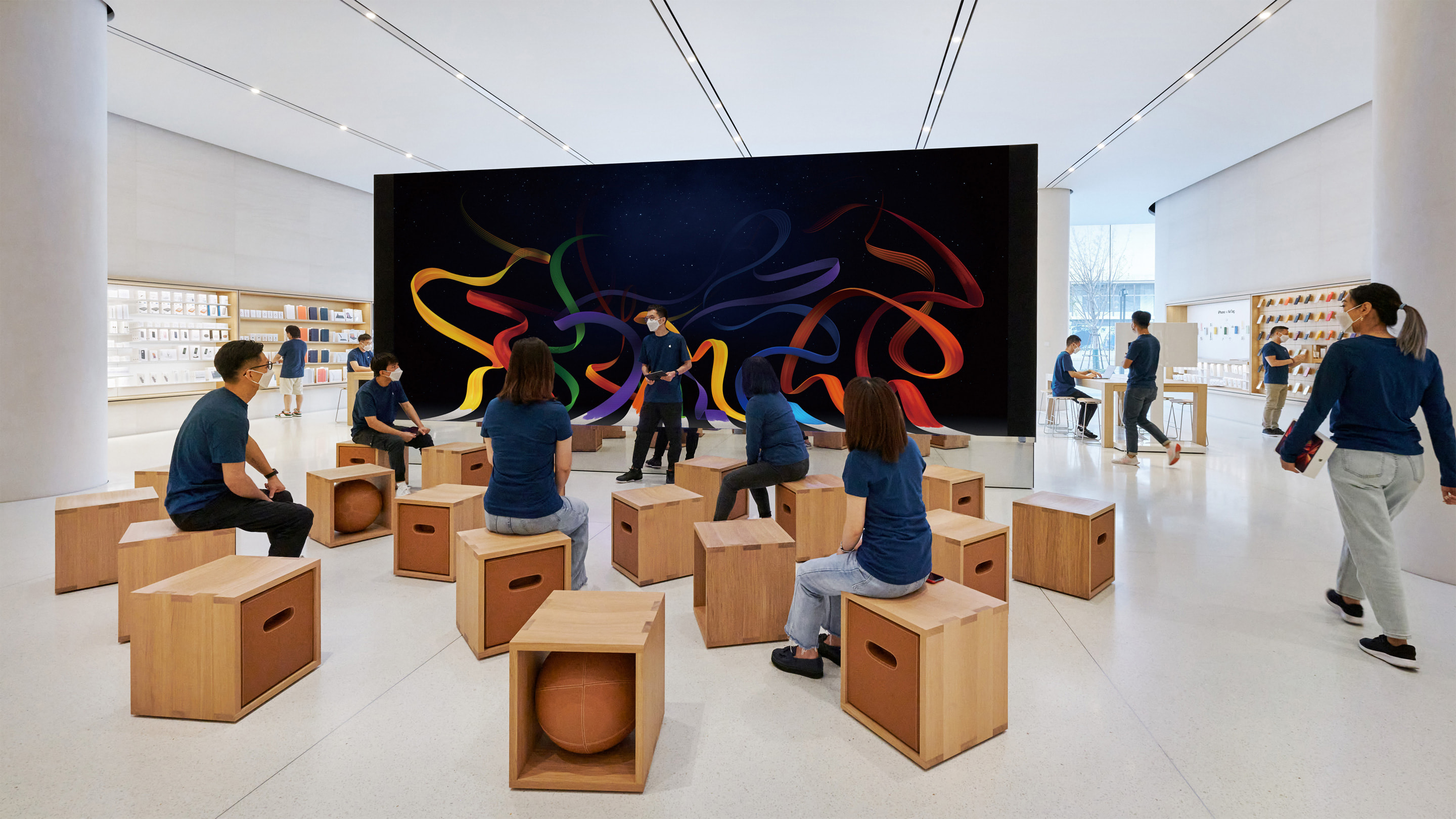 Apple китай. Первый Apple Store. Эппл демо картинки в галерее.