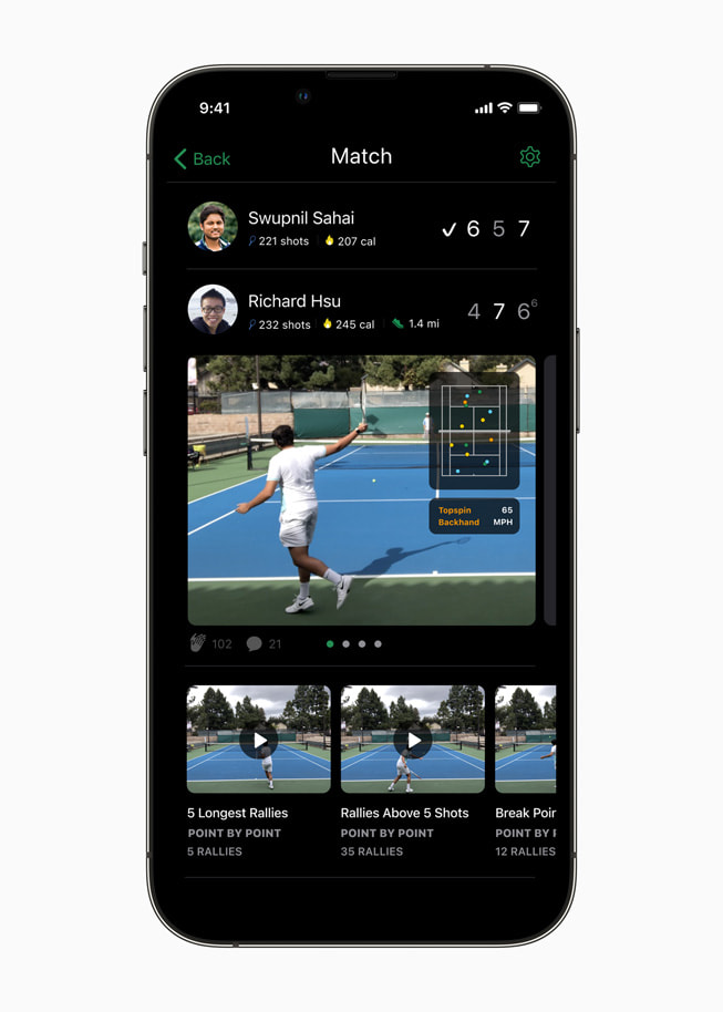 La schermata di confronto dei giocatori nell'app SwingVision su iPhone, che mostra le statistiche dei due giocatori in una partita di tennis.