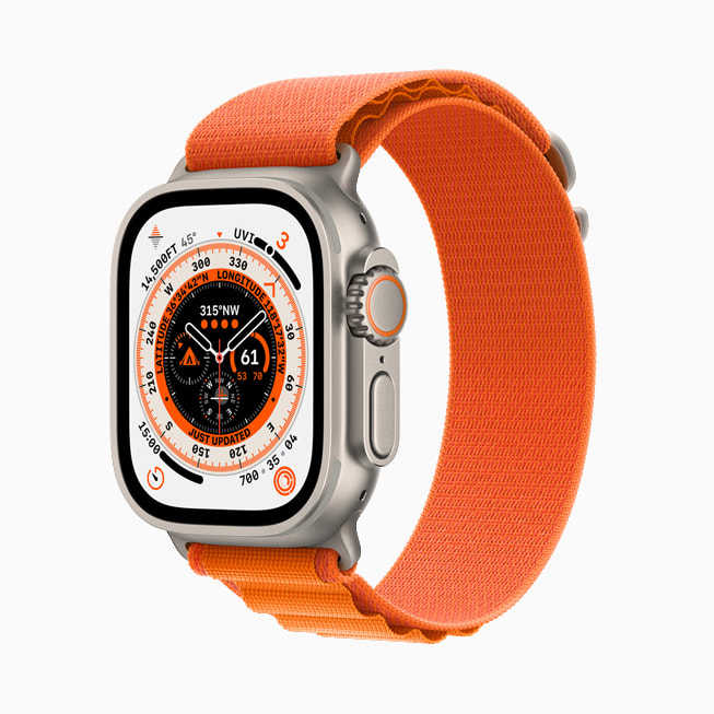 عرض لساعة Apple Watch Ultra الجديدة.