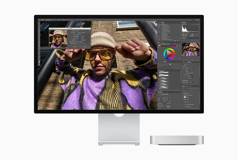 Adobe Photoshop is shown on Mac mini.