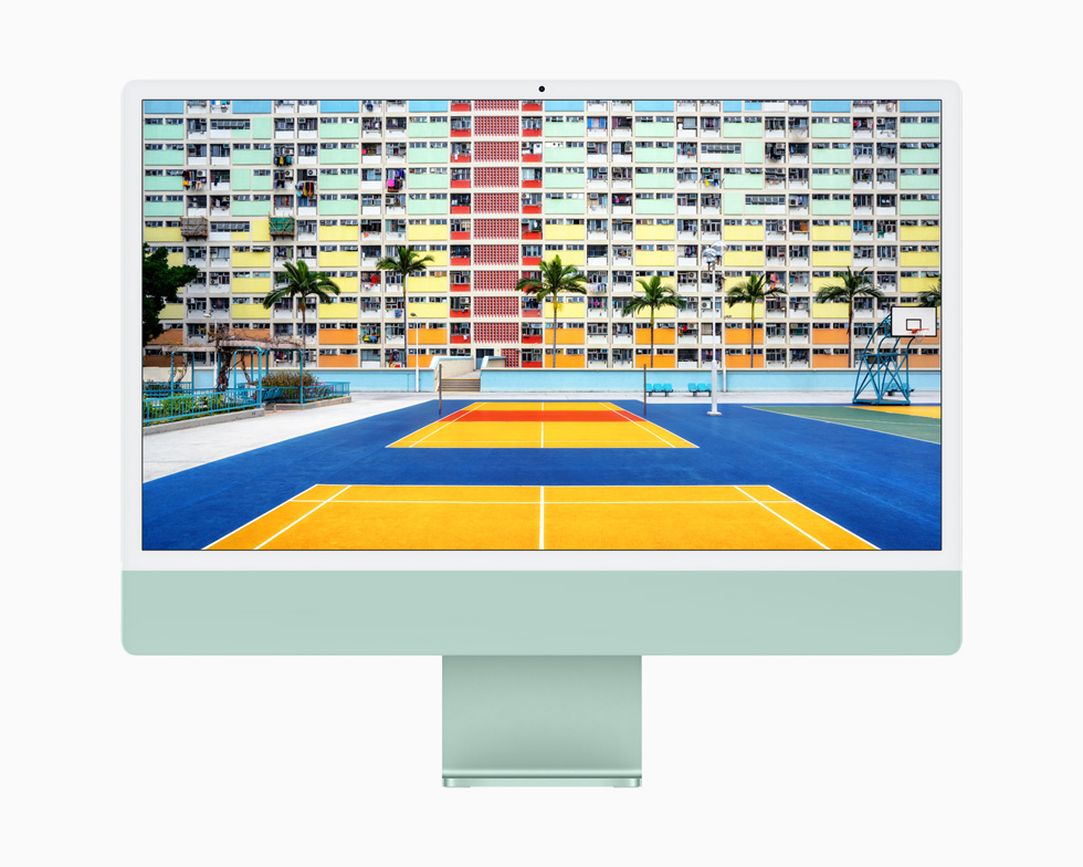 A vibrant, colorful outdoor tennis court is brilliantly displayed on the 4.5K Retina display of iMac.