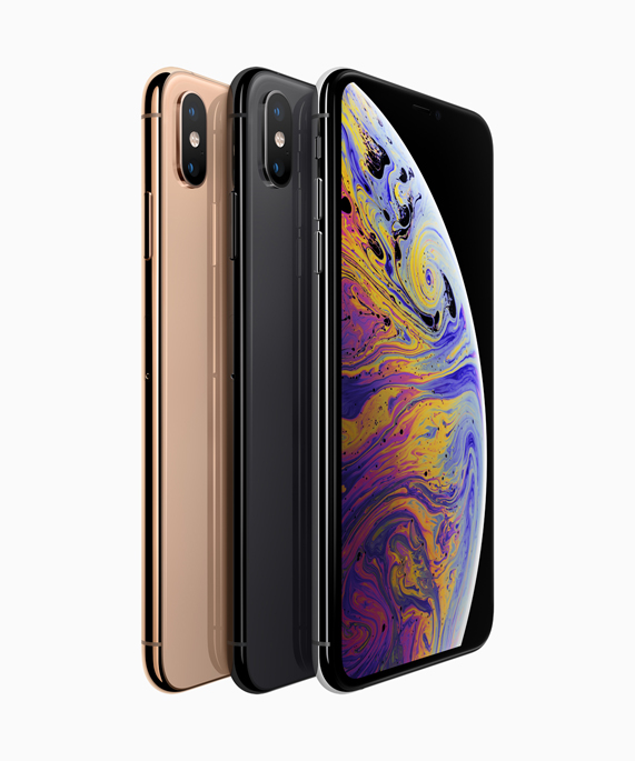 iPhone Xs and iPhone Xs Max bring the best and biggest displays to iPhone -  Apple (UK)