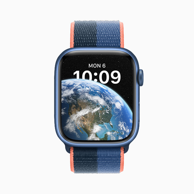 The new Astronomy face is shown on Apple Watch Series 7.