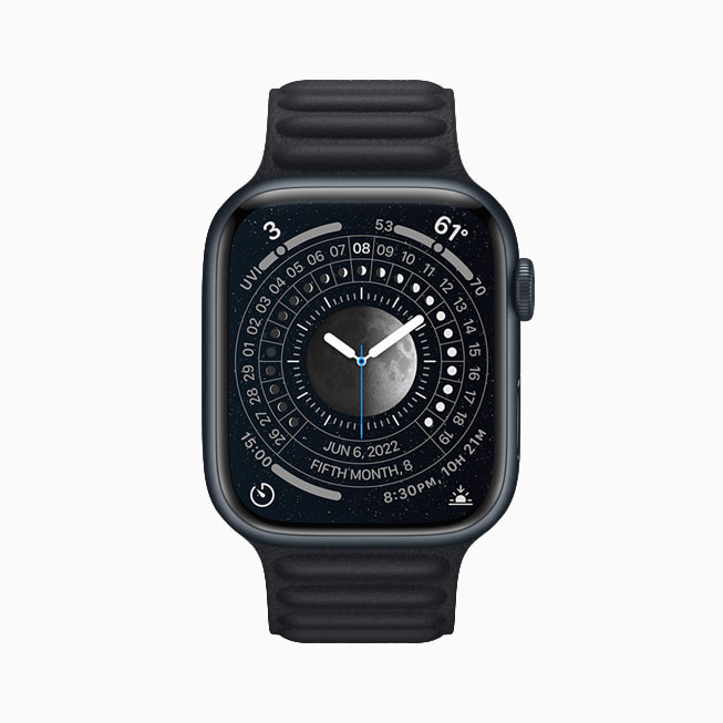 Das neue Mond Zifferblatt wird auf der Apple Watch Series 7 angezeigt.