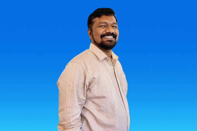 Vinod Nitturi, un dipendente Apple Store