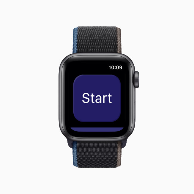 Apple Watch تعرض بيانات نبض قلب المستخدم في تطبيق NightWare.