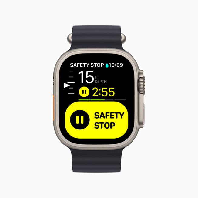 Apple Watch Ultra affichant des paliers de sécurité recommandés dans l’app Oceanic+. 