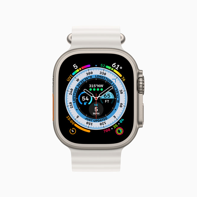 Se muestra el Apple Watch Ultra con complicaciones de agua en la carátula Orientación.