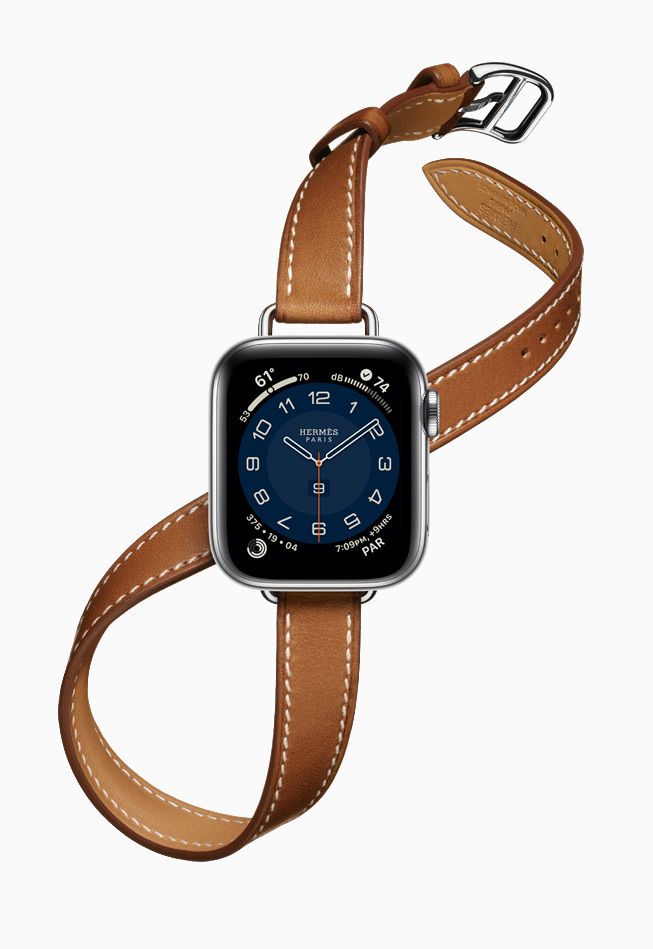 Apple Watch Hermès with the new, slimmer Attelage Double Tour band.