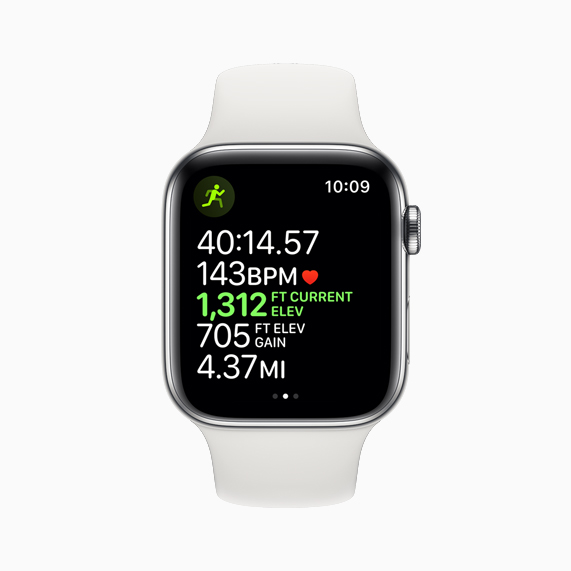 A workout screen displaying elevation and other data on Apple Watch Series 5.