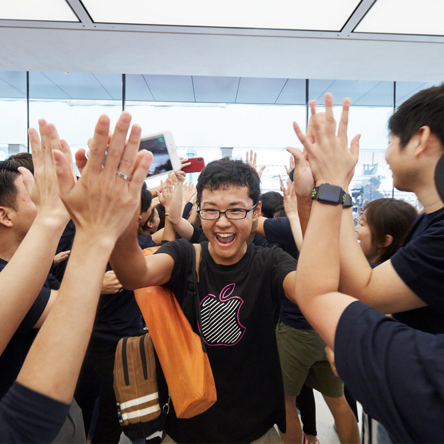 Apple京都、四条通にオープン - Apple (日本)