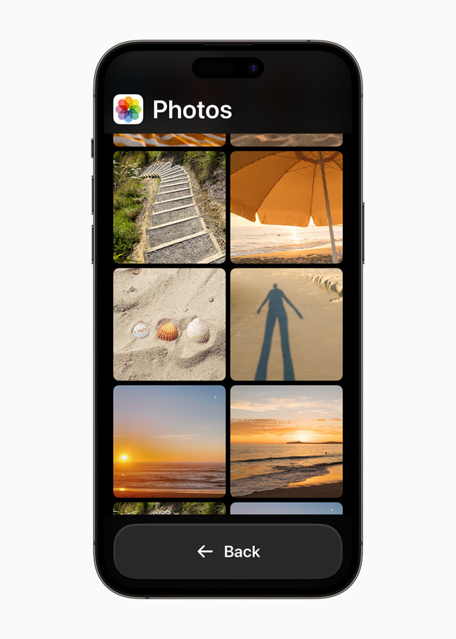 iPhone 14 Pro Max 上顯示只保留重點功能的「相片」app。