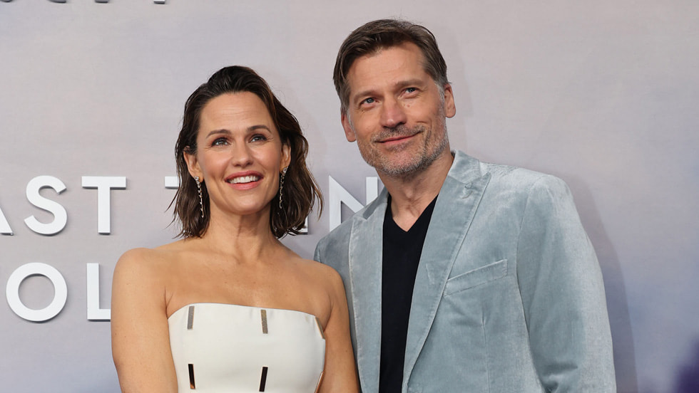 Apple TV+ hosts world premiere for“The Last Thing He Told Me” starring and  executive produced by Jennifer Garner ahead of its debut on April 14 - Apple  TV+ Press