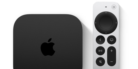 Apple TV 4K와 Siri Remote가 나란히 놓여 있는 모습