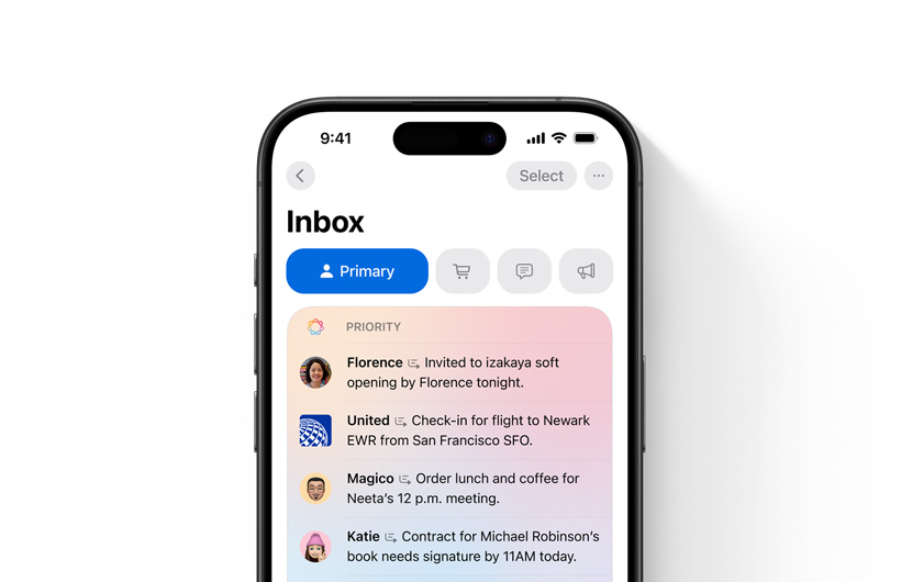 iPhone med innboksen i Mail-appen med viktige meldinger øverst og markert i en annen farge enn resten