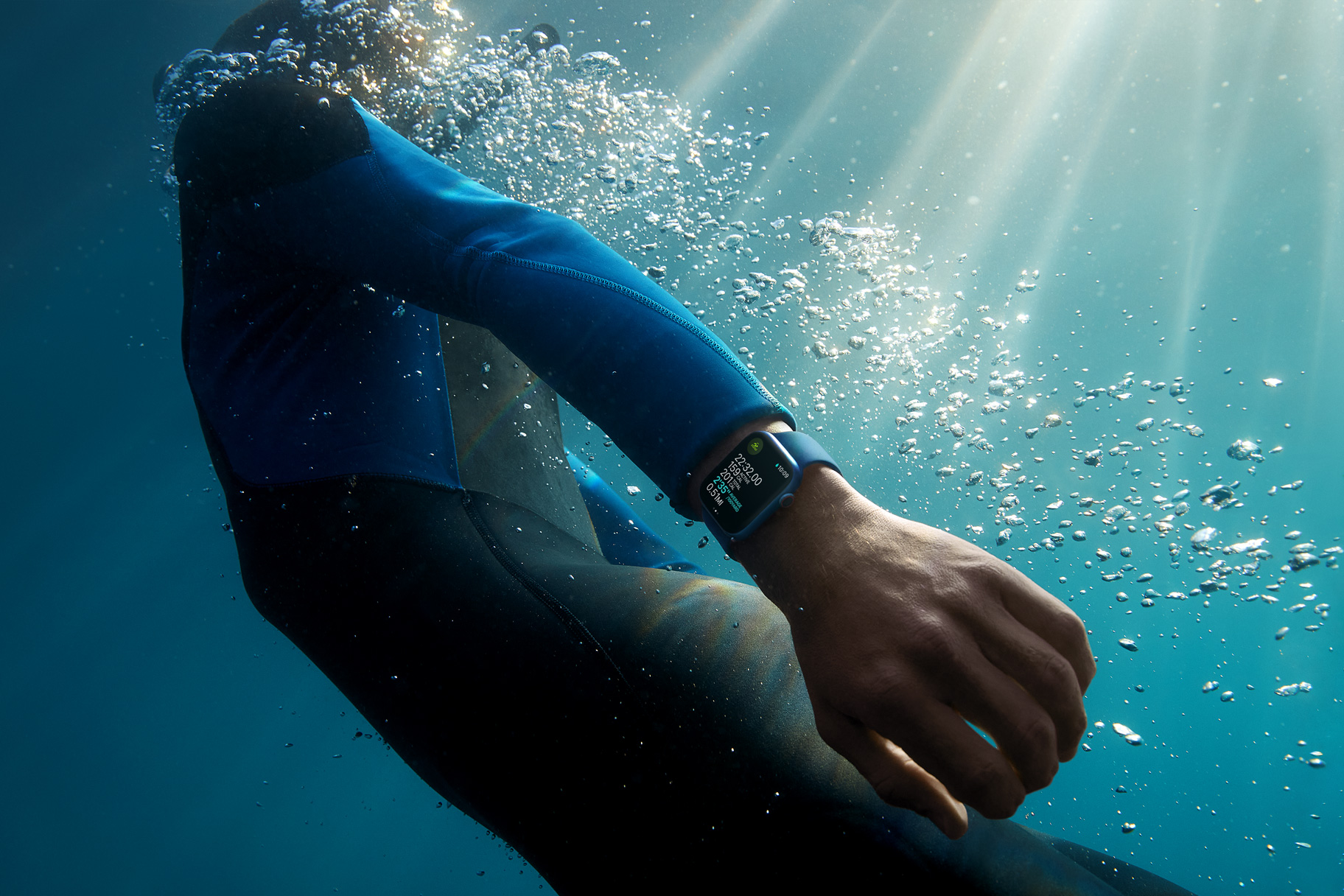 How To Enable Water Lock On A Galaxy Watch Before A Swim