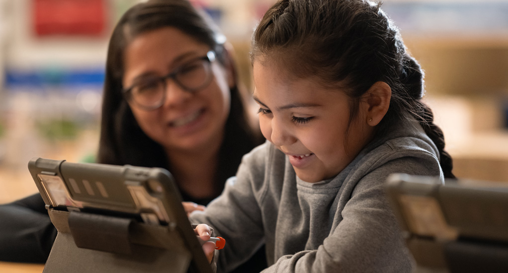 Photos: Dinger brings smiles, inspires students as part of 'Make