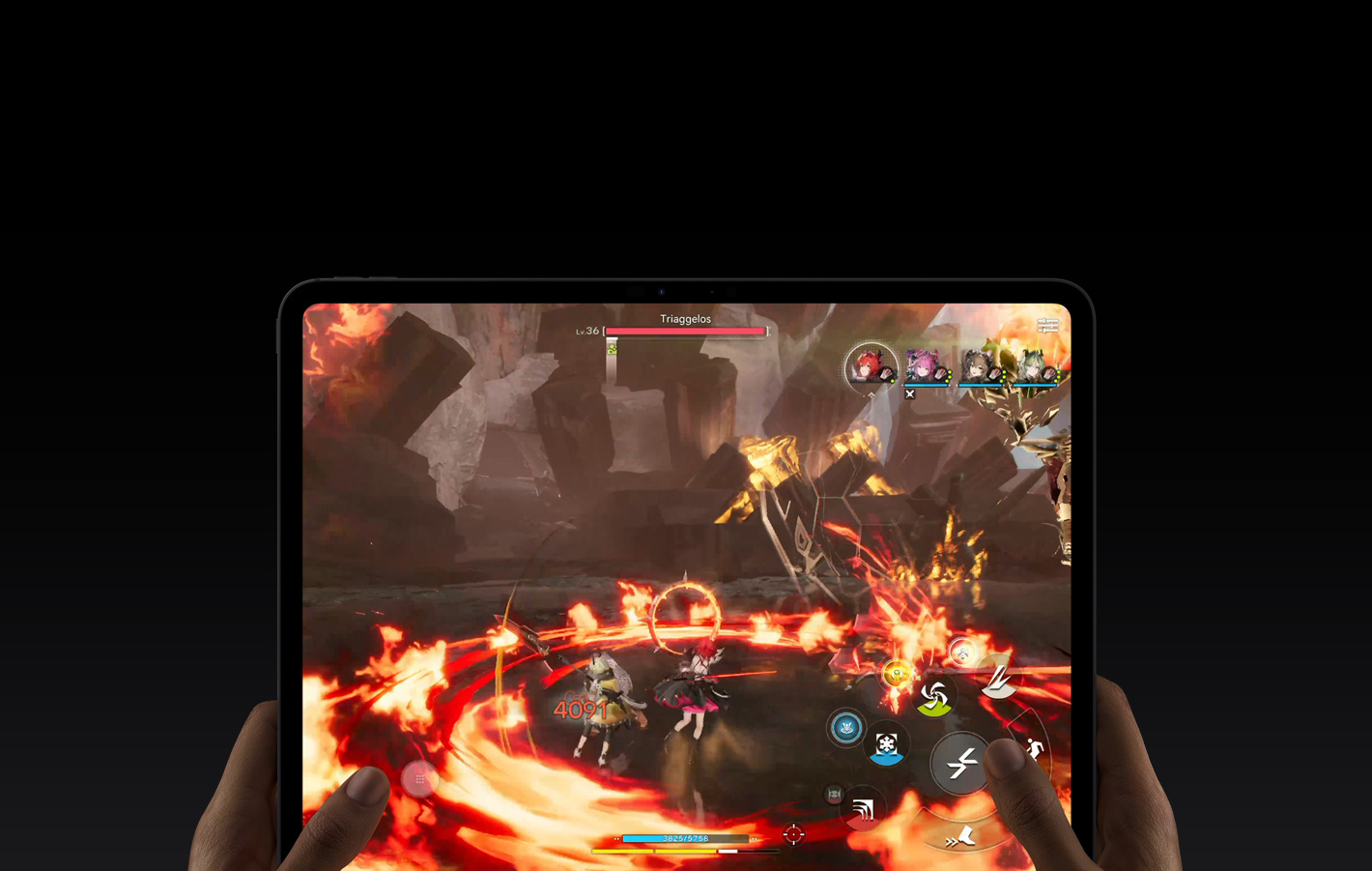 iPad Pro, face avant, mains gauche et droite tenant l’appareil en mode paysage, angles arrondis, cadre d’écran noir, écran affichant le jeu vidéo Arknights: Endfield