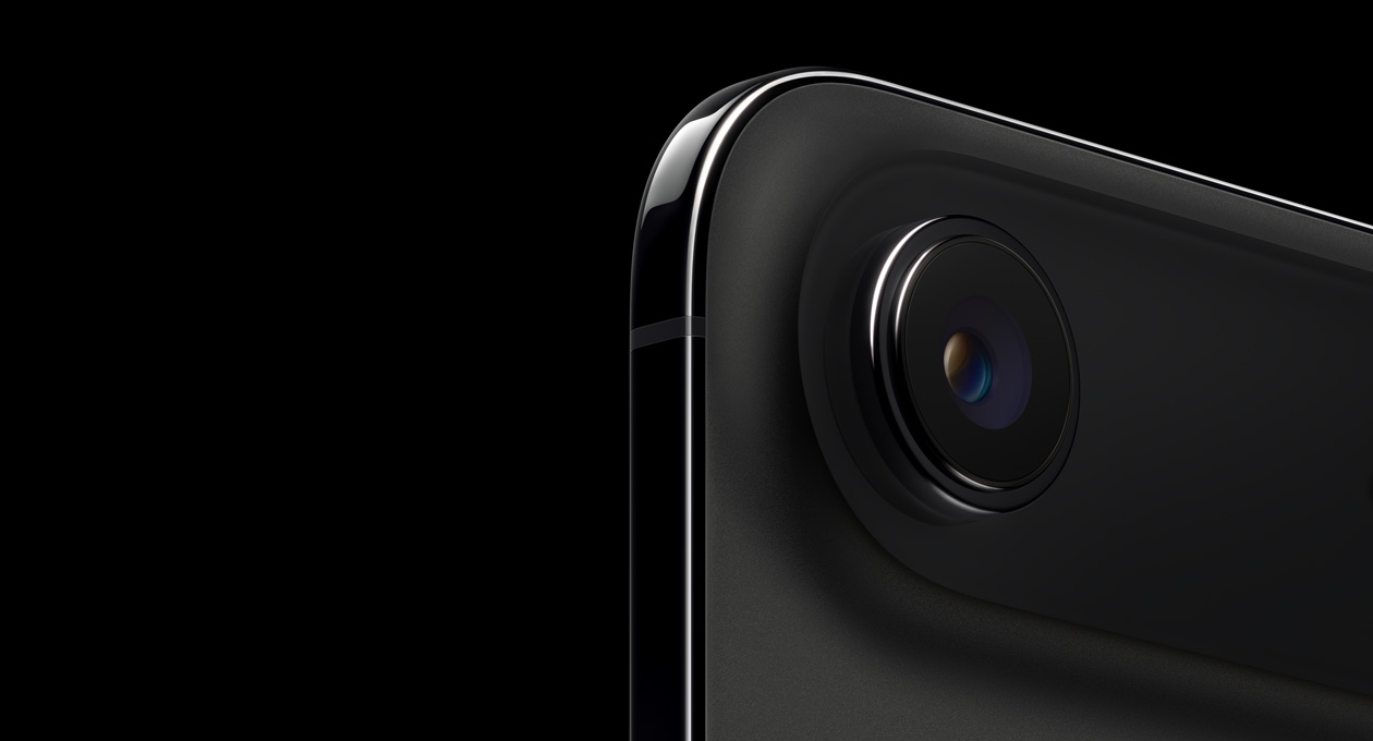 iPhone Air, ภายนอกด้านหลัง, สีดำสเปซแบล็ค, มุมมนด้านบน, ระบบกล้อง Fusion แบบเลนส์เดียว