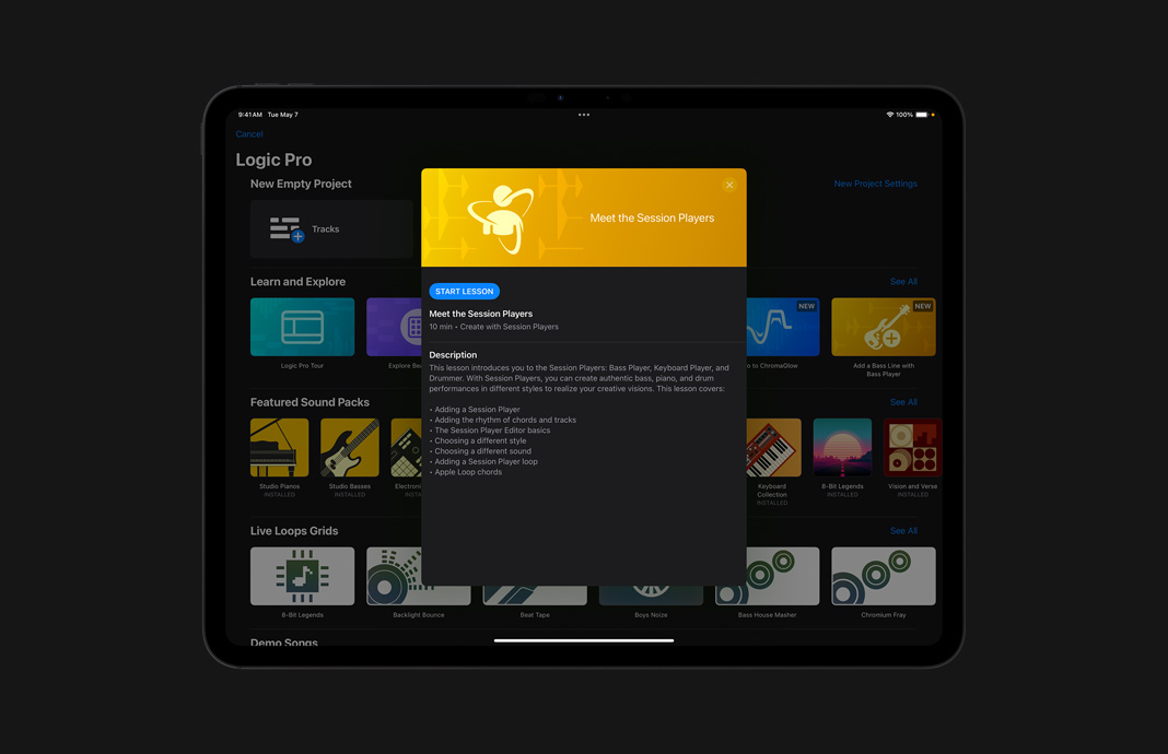 Logic Pro의 앱 내 레슨 모음을 보여주는 iPad Pro 화면.